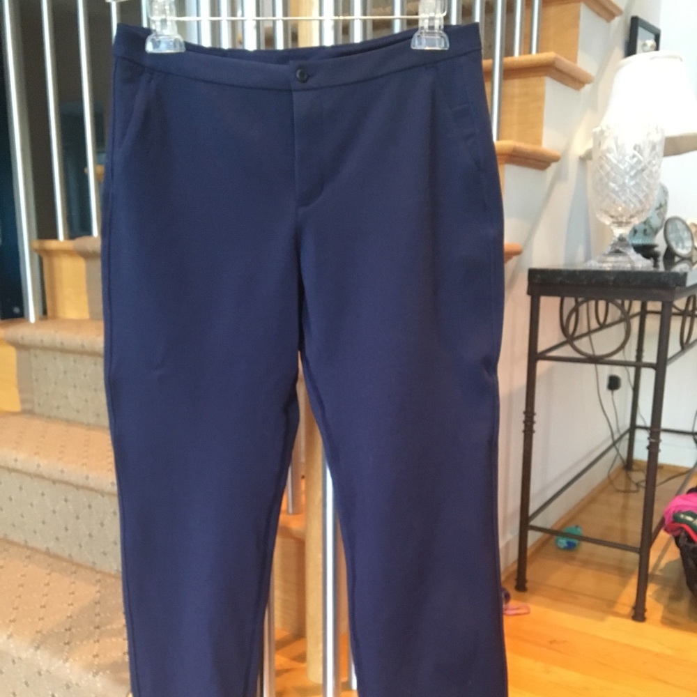 EUC navy city trek trouser size 8 hemmed to 30”